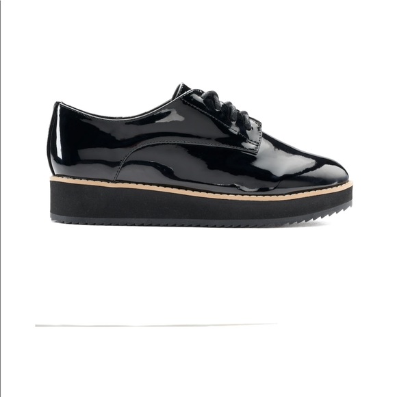 MADDEN NYC Shoes - NWB MADDEN BLACK PATENT PLATFORM SHOES 6.5